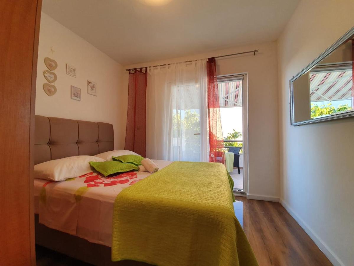 Apartament Mara Rogoznica *