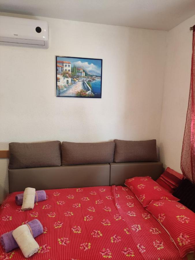 Apartment Mara Rogoznica